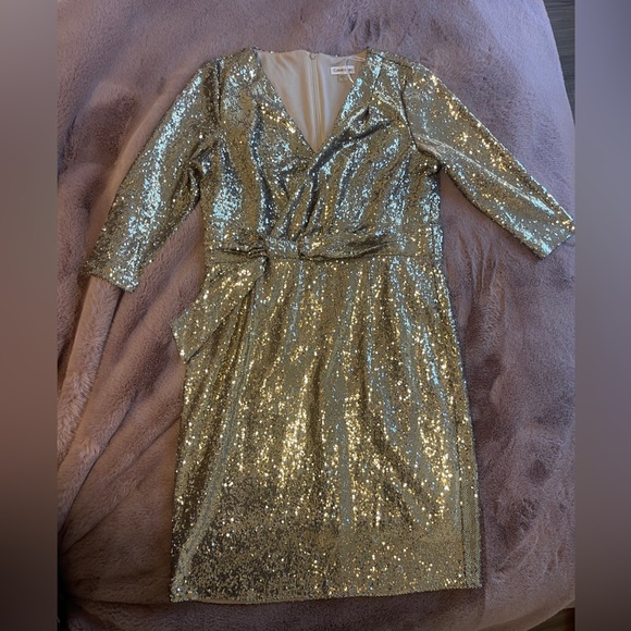 Calvin Klein sz 16 Gold V-Neck Sequin Mesh Dress 3/4 Sleeve Sheath Cocktail - Picture 7 of 10